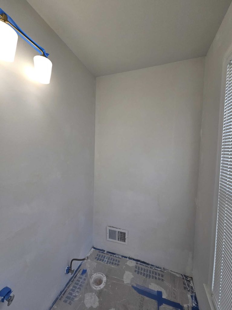 Picture of the walls after 1 coat of primer