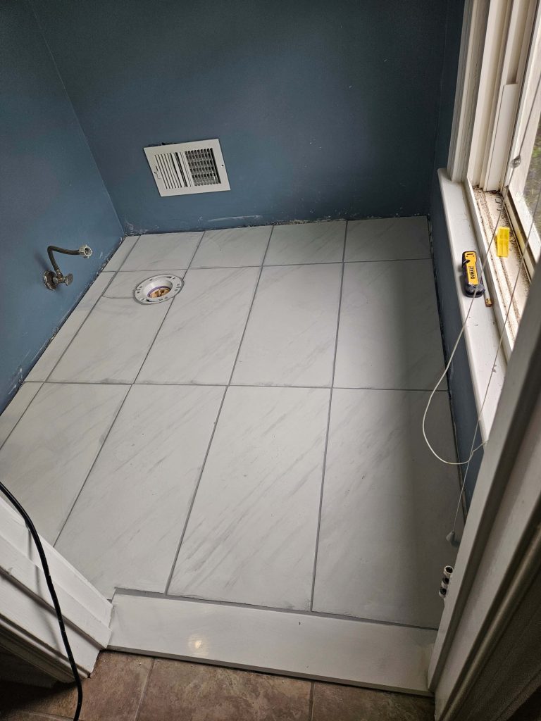 Picture of the tiled & grouted bathroom